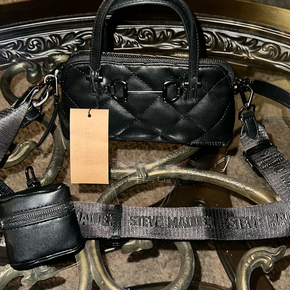 Steve Madden❤️ Bkola satchel / crossbody / shoulder bag with Airpod case. NWT - Picture 1 of 8